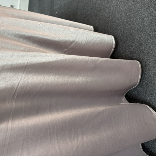 120 inch Heavy Duty Round Satin Table Cloth - Silver – Wholesale Satin Tablecloths for Wedding Decorators | WeddingMart